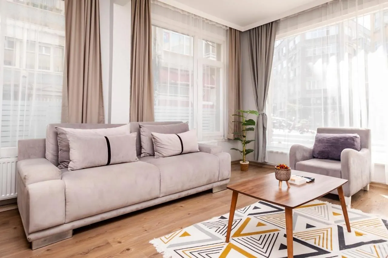 Lovely Flat Near Shore And Trendy Spots In Kadikoy Istanbul